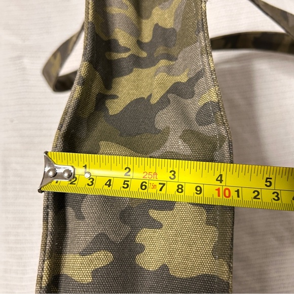 Stella & Dot Canvas Camo Tote Bag Pink Polka Dot Lining Missing Crossbody Strap - Picture 14 of 14